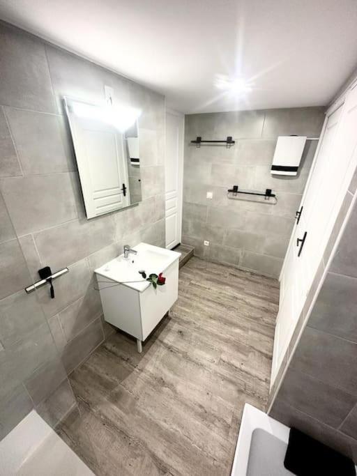 L'Evasion - Climatise - Jardin - Plage - Jacuzzi Perpignan Exterior foto